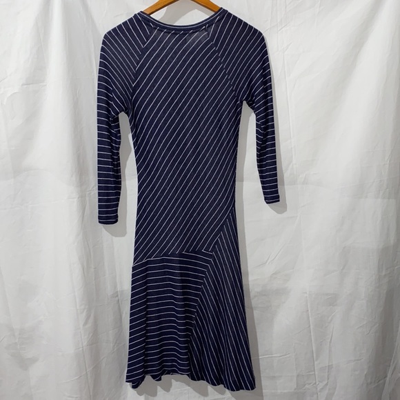 Armani Exchange Small Long sleeve dress. Gently worn.  Navy blue lined A line - Picture 2 of 5
